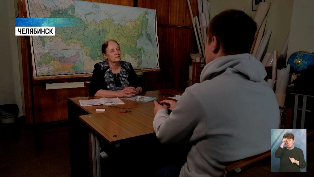 Климатологи советуют не убирать зимние вещи