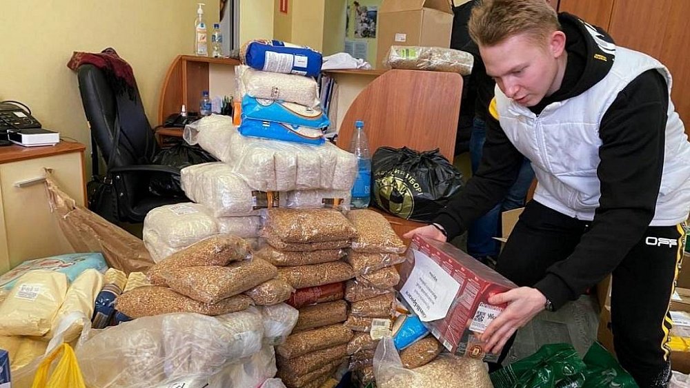 Храмы Челябинска начали собирать гуманитарную помощь для беженцев из Донбасса