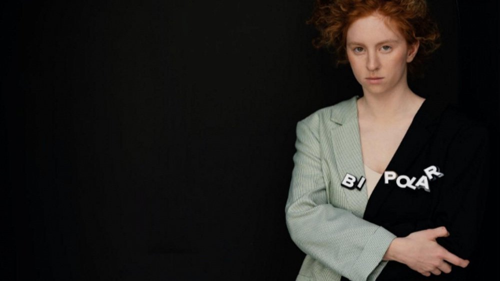 Как проявляются фазы биполярного расстройства