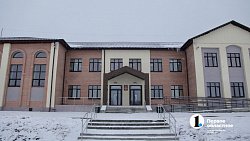 Алексей Текслер осмотрел новый культурно-досуговый центр в Увельском районе