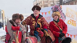 В Челябинске отпраздновали Масленицу: фоторепортаж