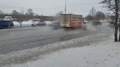 Челябинцы жалуются на потоп на Университетской Набережной