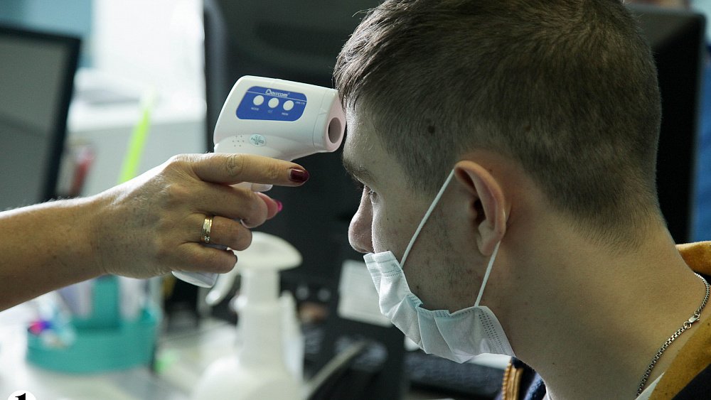 В Челябинской области за сутки меньше тысячи человек заболели COVID-19