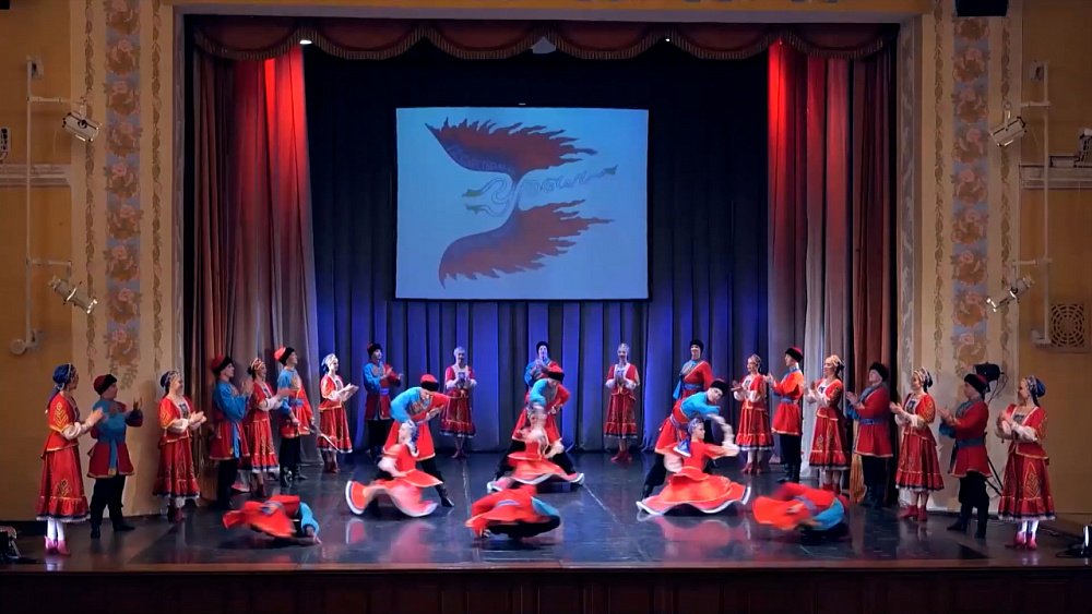 «Урал» присоединился к танцевальному флешмобу