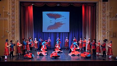 «Урал» присоединился к танцевальному флешмобу