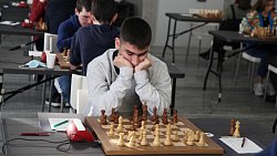 В Челябинске стартовал чемпионат УрФО по шахматам