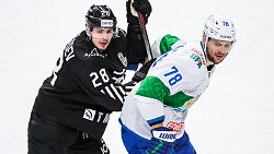 Хоккеисты челябинского «Трактора» уступили «Салавату Юлаеву» в первом матче серии плей‑офф Кубка Гагарина