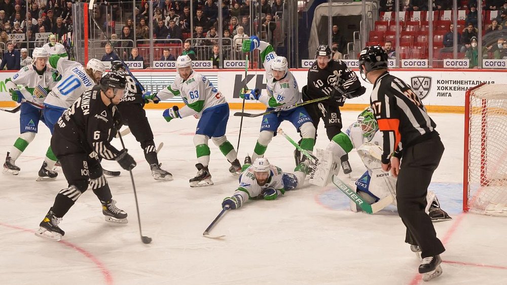 Хоккеисты «Трактора» одержали первую победу над «Салаватом Юлаевым» в Кубке Гагарина