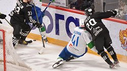 Хоккеисты «Трактора» одержали первую победу над «Салаватом Юлаевым» в Кубке Гагарина