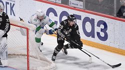 Хоккеисты «Трактора» одержали первую победу над «Салаватом Юлаевым» в Кубке Гагарина