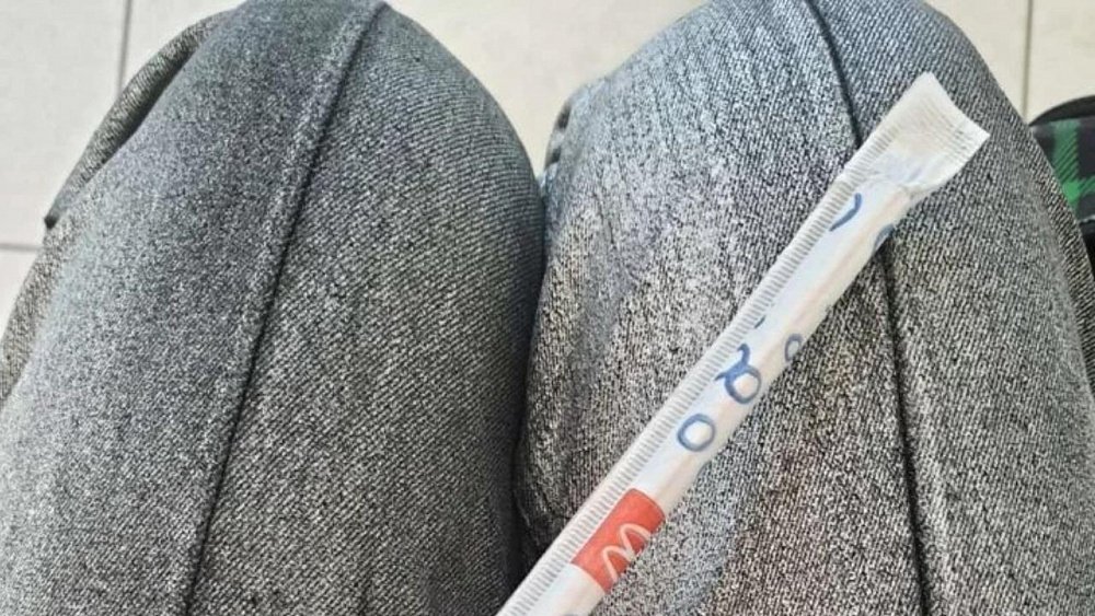 В Челябинске соломинку из McDonald’s продают за 500 рублей