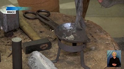 В Миассе чеканят монеты из олова