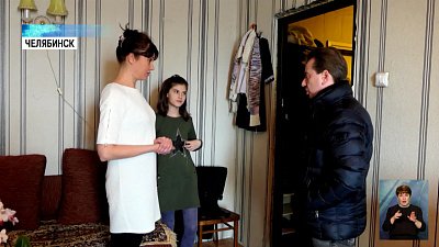 Детей беженцев устраивают в школы