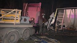 В Челябинской области водитель грузовика получил переломы ног в лобовом ДТП