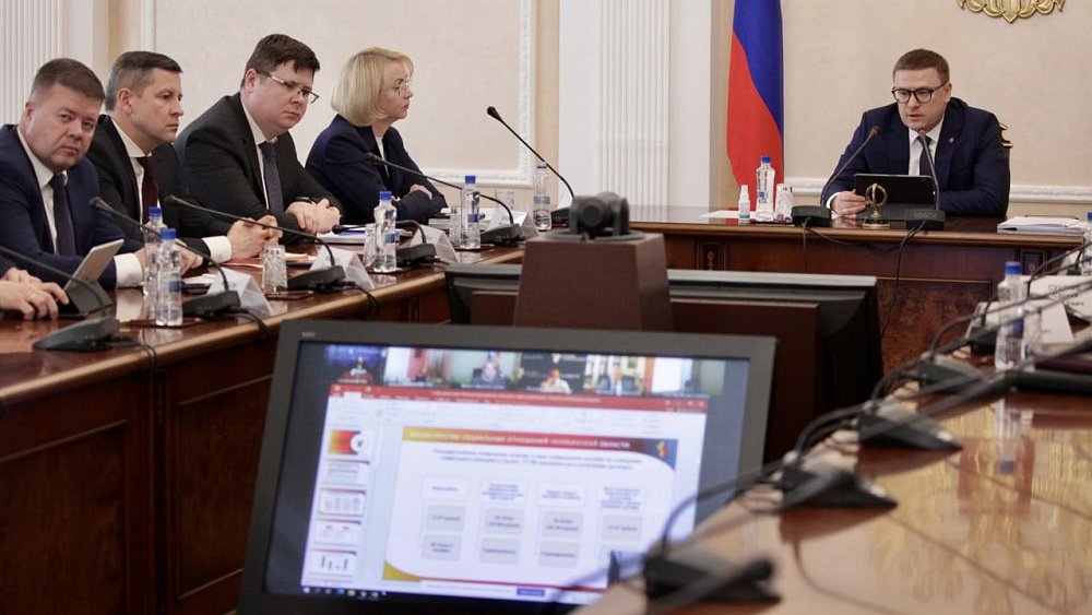 Мониторинг, посевная, занятость: Алексей Текслер раздал мэрам антисанкционные поручения