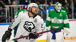 Хоккеисты «Трактора» крупно обыграли «Салават Юлаев» и сравняли счет в серии плей‑офф Кубка Гагарина