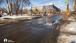 В Челябинске начали ямочный ремонт на дорогах