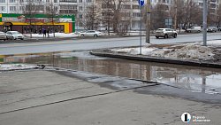 В Челябинске начали ямочный ремонт на дорогах