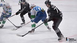 Хоккеисты «Трактора» одержали победу над «Салаватом Юлаевым» и вышли вперед в серии плей-офф Кубка Гагарина