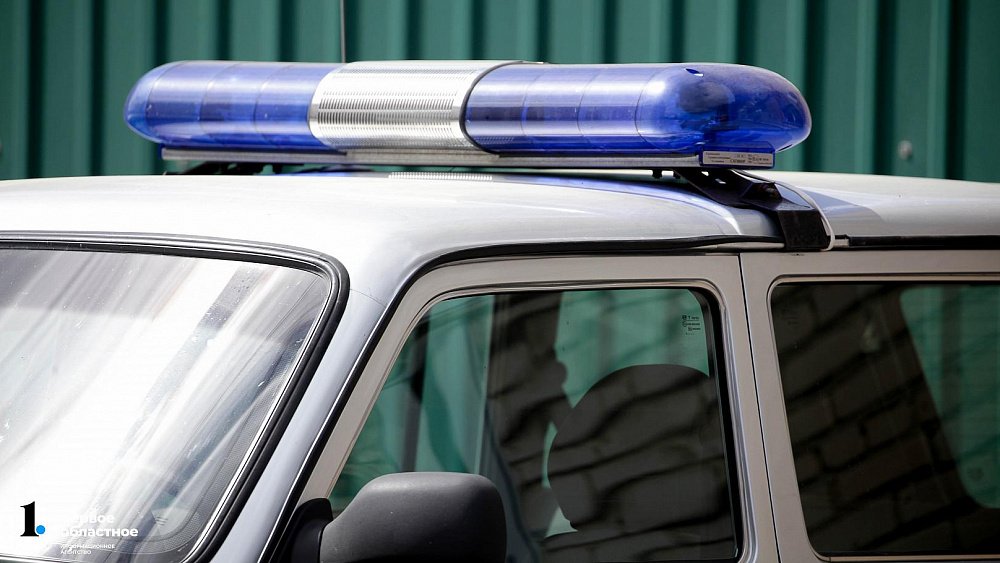 В Златоусте задержали подростка в полицейской форме и с поддельным удостоверением