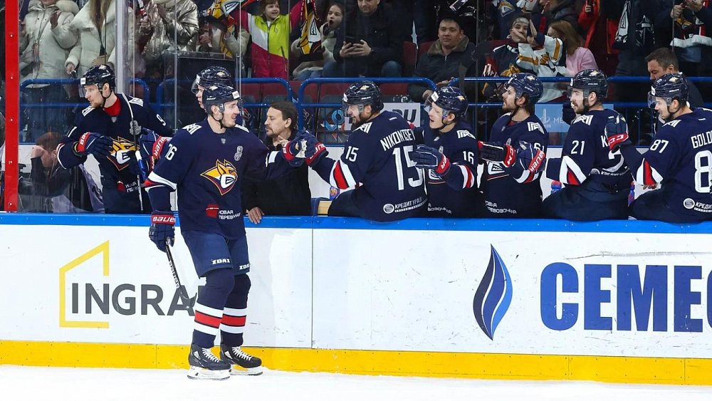 Хоккеисты «Металлурга» обыграли «Авангард» и вышли вперед в серии плей-офф Кубка Гагарина