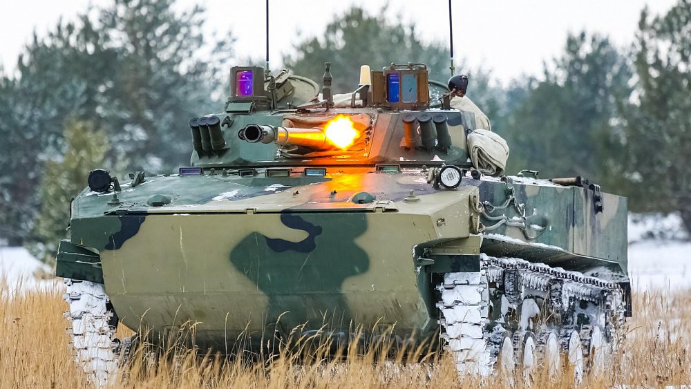 Российские военные за сутки сбили пять боевых самолетов Украины