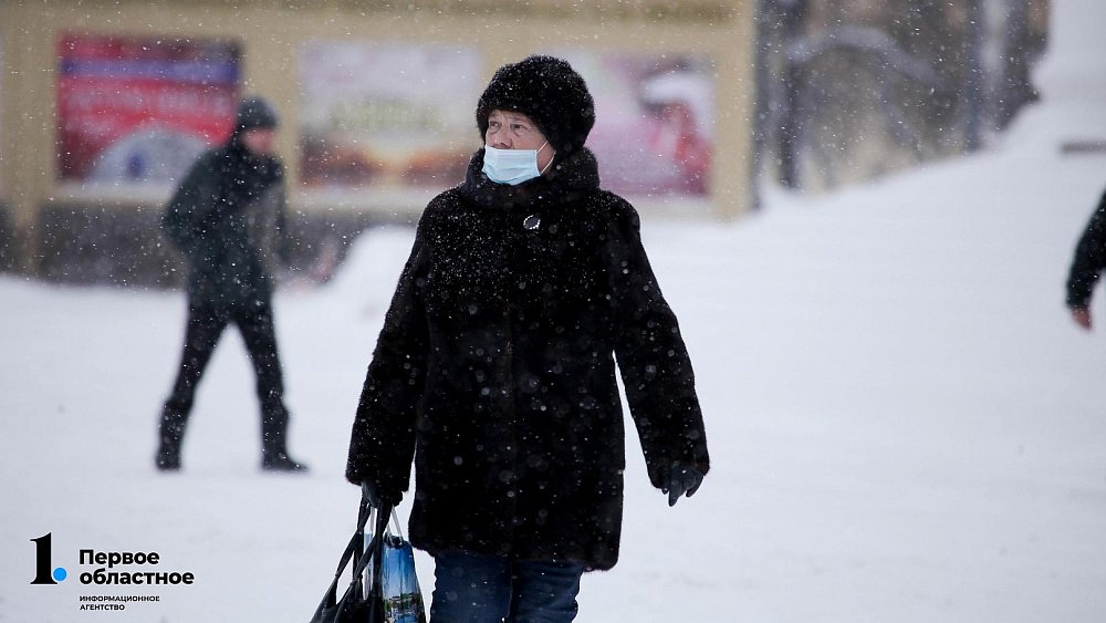 Южноуральцам обещают ветреную и снежную погоду