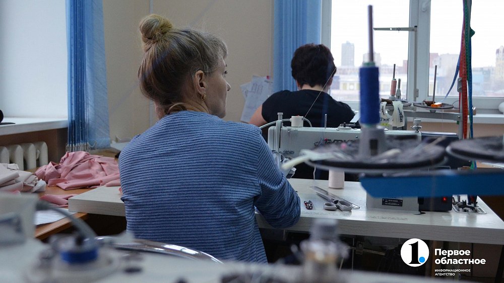«Ощущение, что профессия умирает»: в Челябинской области растет спрос на швей
