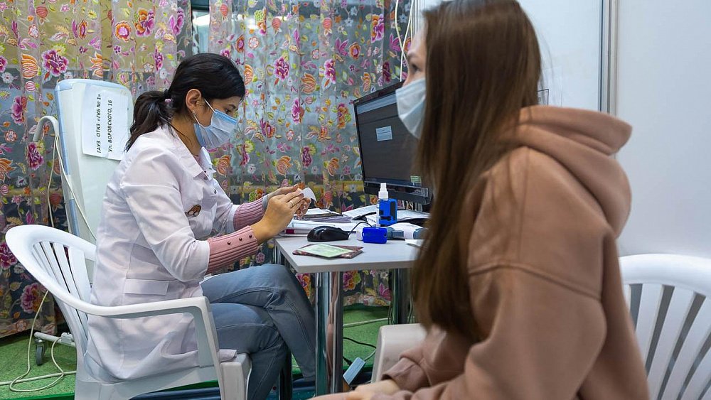 Минздрав Челябинской области обновил график работы пунктов вакцинации от коронавируса