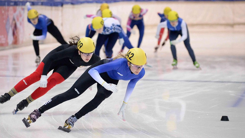Южноуральские спортсменки завоевали золото в эстафете на чемпионате России по шорт‑треку