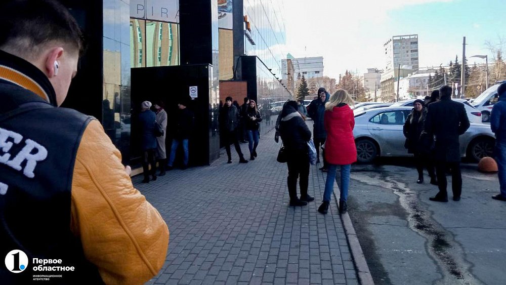 В Челябинске из‑за возгорания в здании ТРК «Куба» эвакуировали посетителей