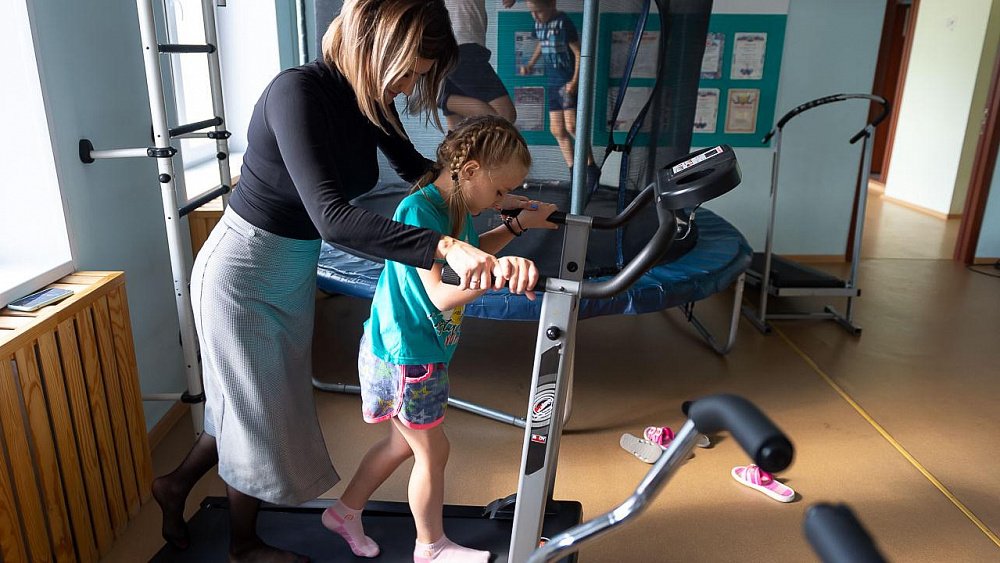 Успешные наставники появятся у детей‑сирот по всей Челябинской области