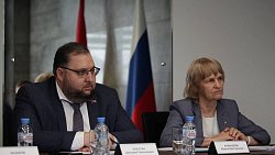 В Челябинске запустят первое в России производство стекла для небоскребов