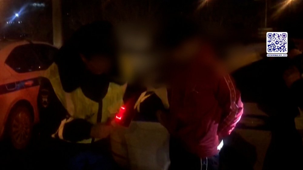 Дорожные полицейские задержали наркодилеров