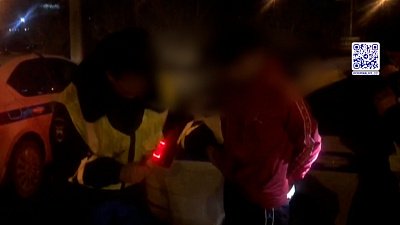 Дорожные полицейские задержали наркодилеров