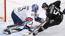 Хоккеисты «Металлурга» одержали победу над «Трактором» и вышли вперед в серии плей‑офф Кубка Гагарина