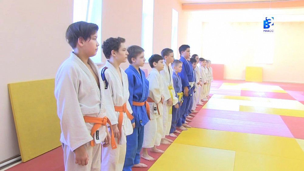 Глава Миасса посетил школу олимпийского резерва № 2