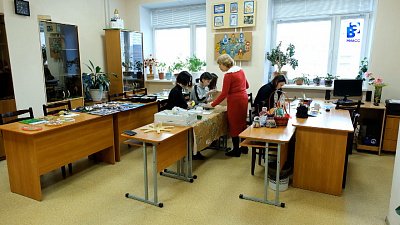 Миасские художники пишут «каменные картины»