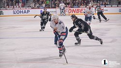 Хоккеисты «Трактора» потерпели сокрушительное поражение от «Металлурга»