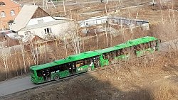 В Челябинске столкнулись два новых автобуса