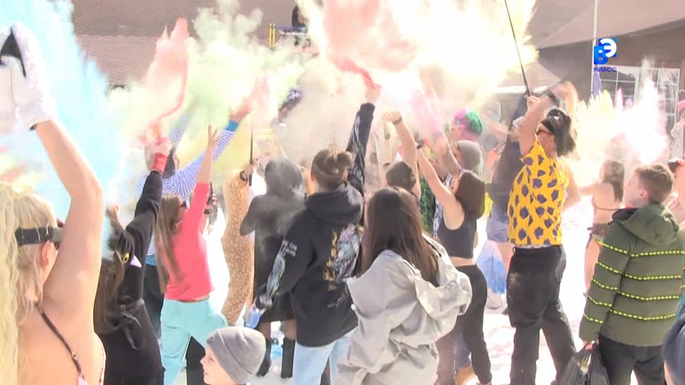 Лыжники и сноубордисты закрыли сезон