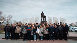 В Челябинске возложили цветы в память о погибших сотрудниках органов внутренних дел