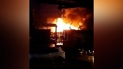 Видео пожара на деревообрабатывающем предприятии в Аше