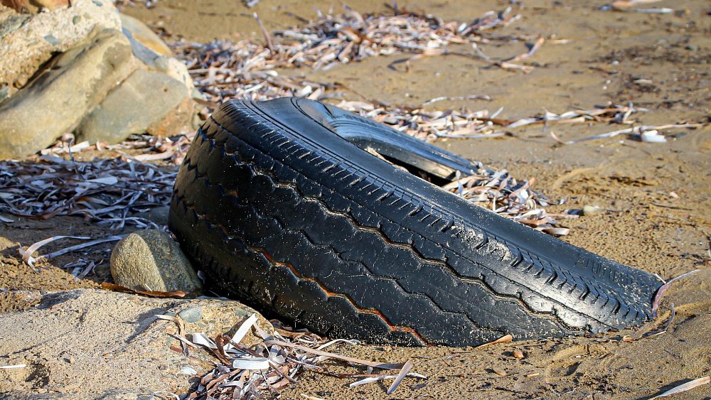 Специалисты Минэкологии проверят место сброса отходов в Аше