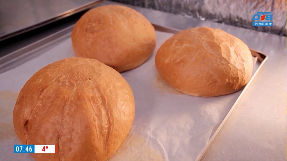 Изготовления подового хлеба в сюжете «Хлеб на кефире»