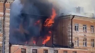 Очевидцы сняли серьезный пожар в Твери