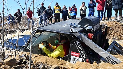 Джипы грязи не боятся — в Челябинске завершились экстремальные триал-гонки