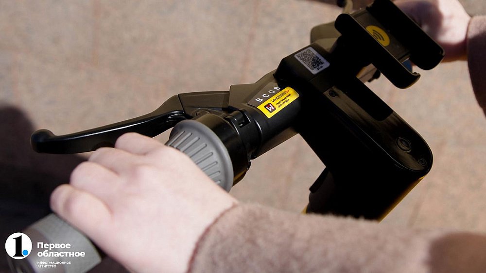 В Магнитогорске мужчина погиб после падения с электросамоката