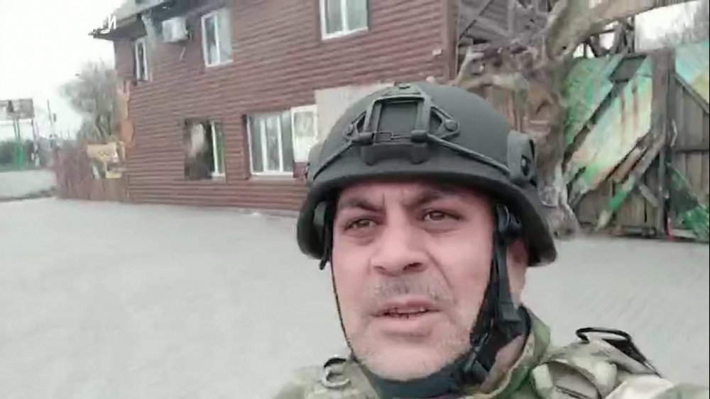 Карен Даллакян: «В Мариуполе тысячи беспризорных животных»