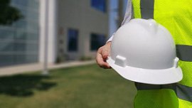 Уральские предприятия начали отправлять работников в простой Уральские предприятия начали отправлять работников в простой